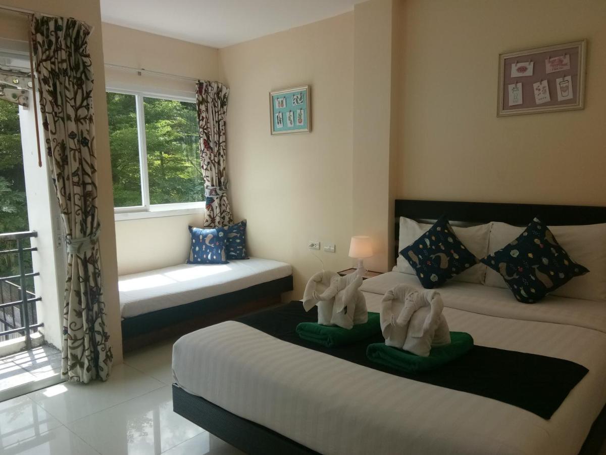 Seacono Patong Beach Front Luaran gambar