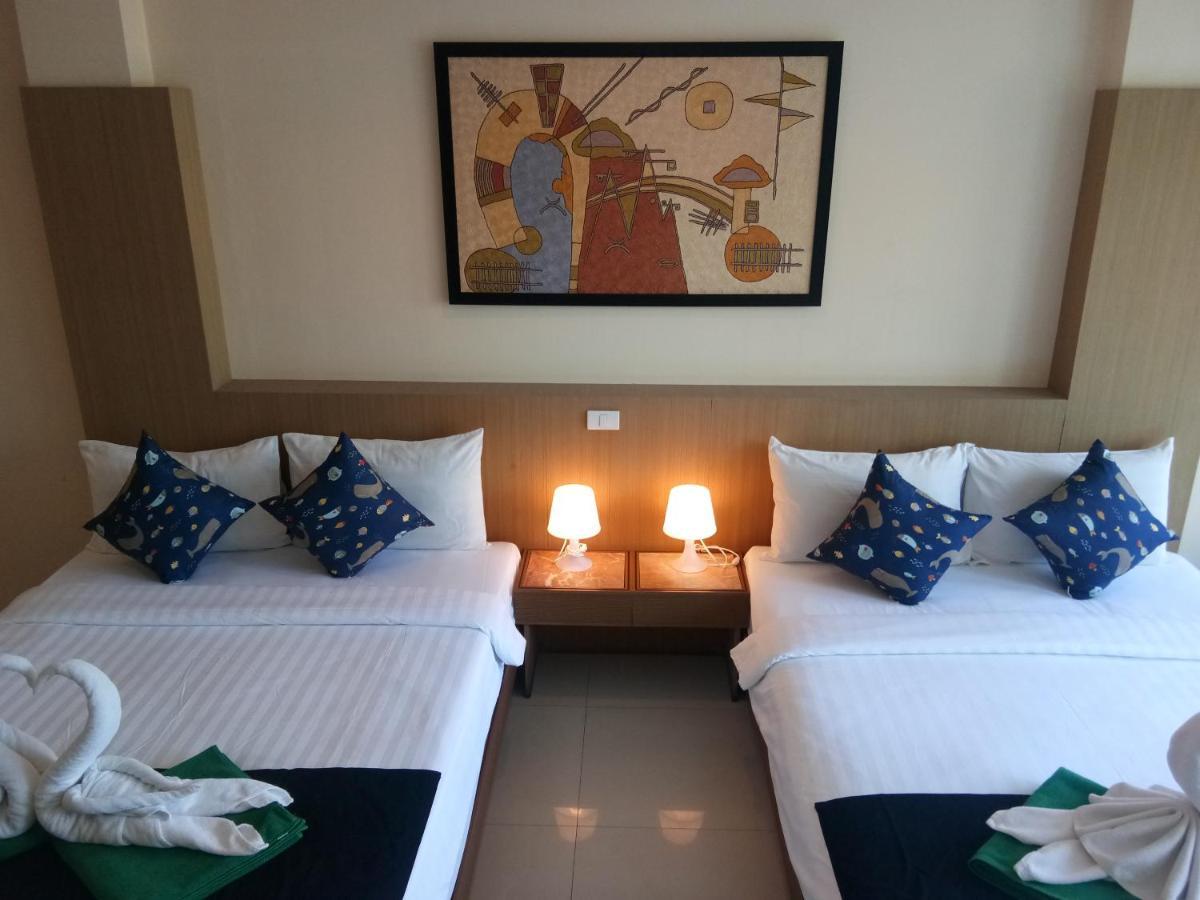 Seacono Patong Beach Front Luaran gambar
