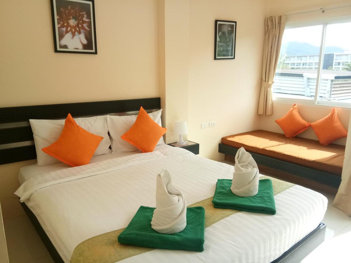 Seacono Patong Beach Front Luaran gambar